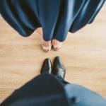 Origines de l'expression "Casser les pieds"